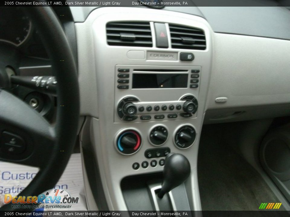 2005 Chevrolet Equinox LT AWD Dark Silver Metallic / Light Gray Photo #11