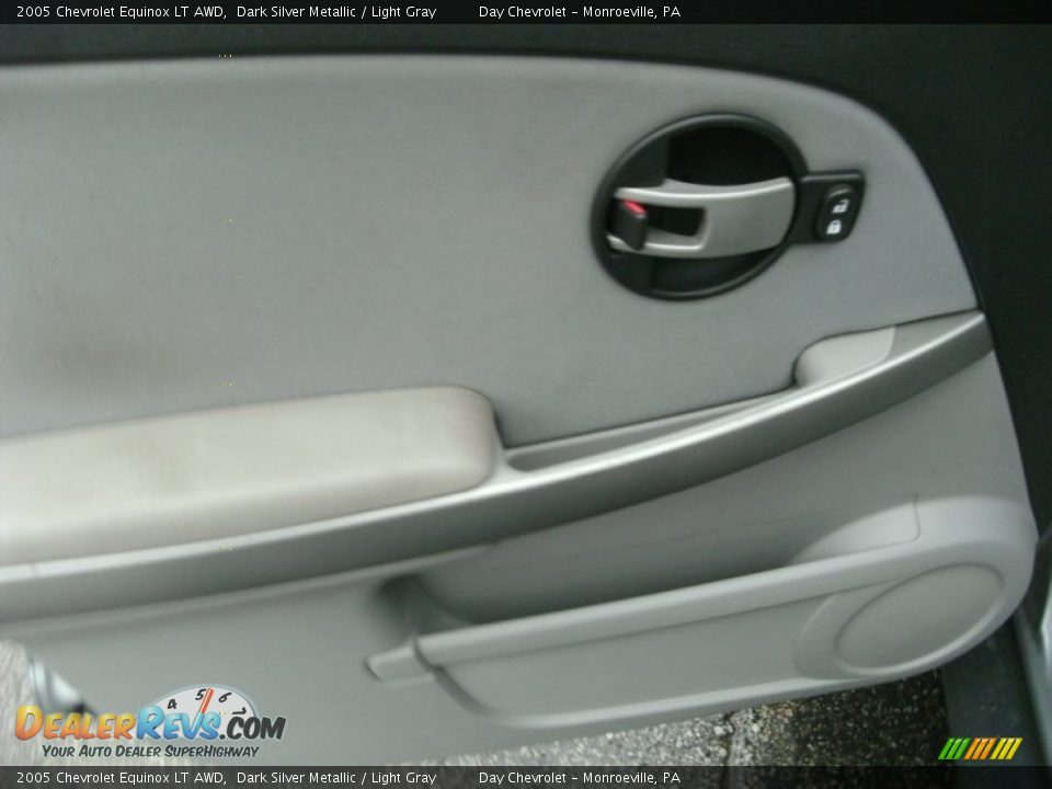 2005 Chevrolet Equinox LT AWD Dark Silver Metallic / Light Gray Photo #13