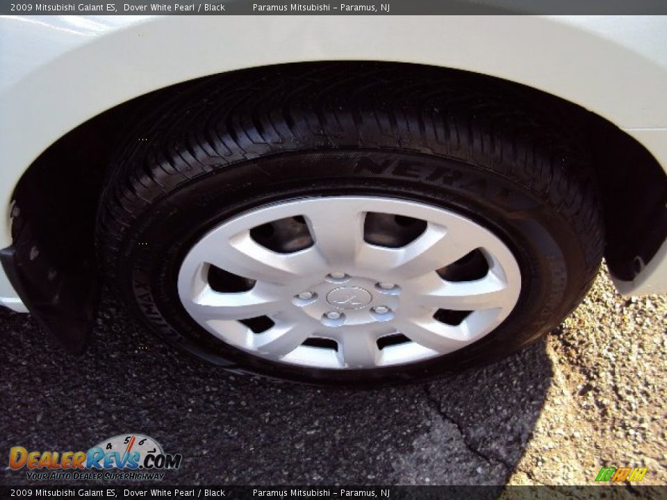 2009 Mitsubishi Galant ES Dover White Pearl / Black Photo #18