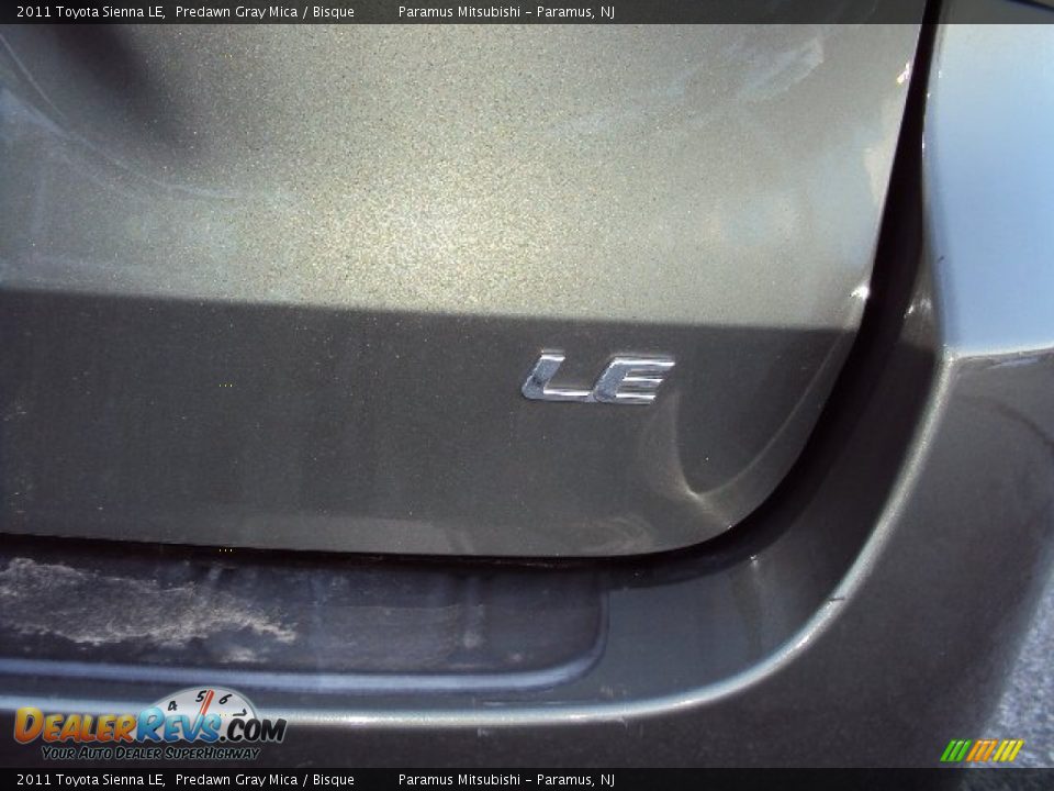 2011 Toyota Sienna LE Predawn Gray Mica / Bisque Photo #6