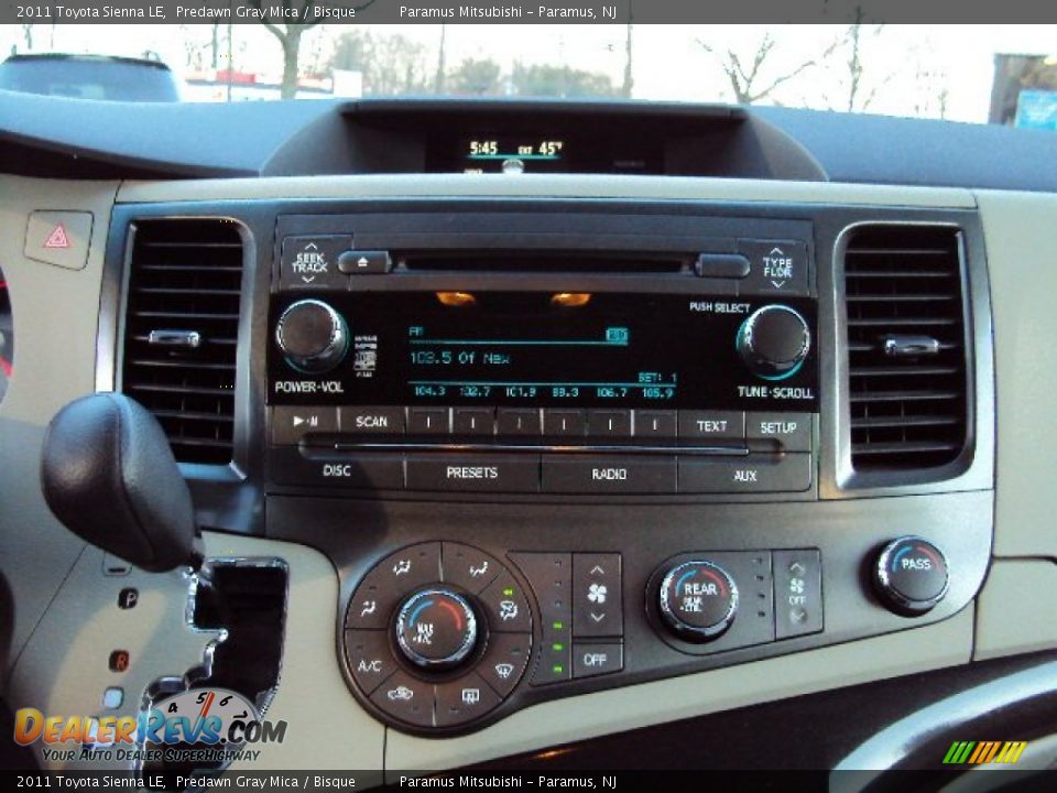 2011 Toyota Sienna LE Predawn Gray Mica / Bisque Photo #21