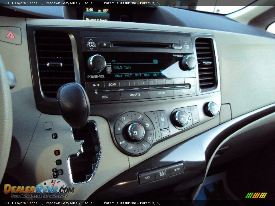 2011 Toyota Sienna LE Predawn Gray Mica / Bisque Photo #24
