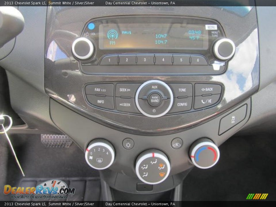 2013 Chevrolet Spark LS Summit White / Silver/Silver Photo #16