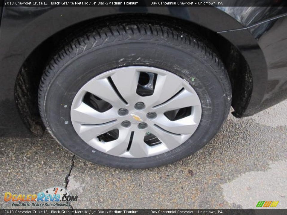 2013 Chevrolet Cruze LS Black Granite Metallic / Jet Black/Medium Titanium Photo #4
