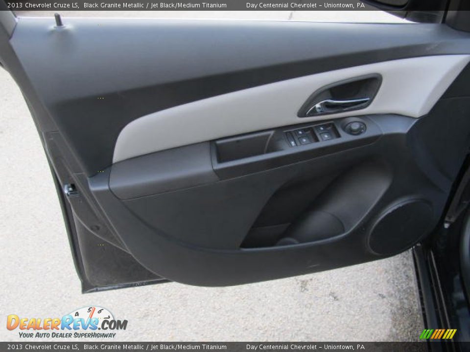 2013 Chevrolet Cruze LS Black Granite Metallic / Jet Black/Medium Titanium Photo #11