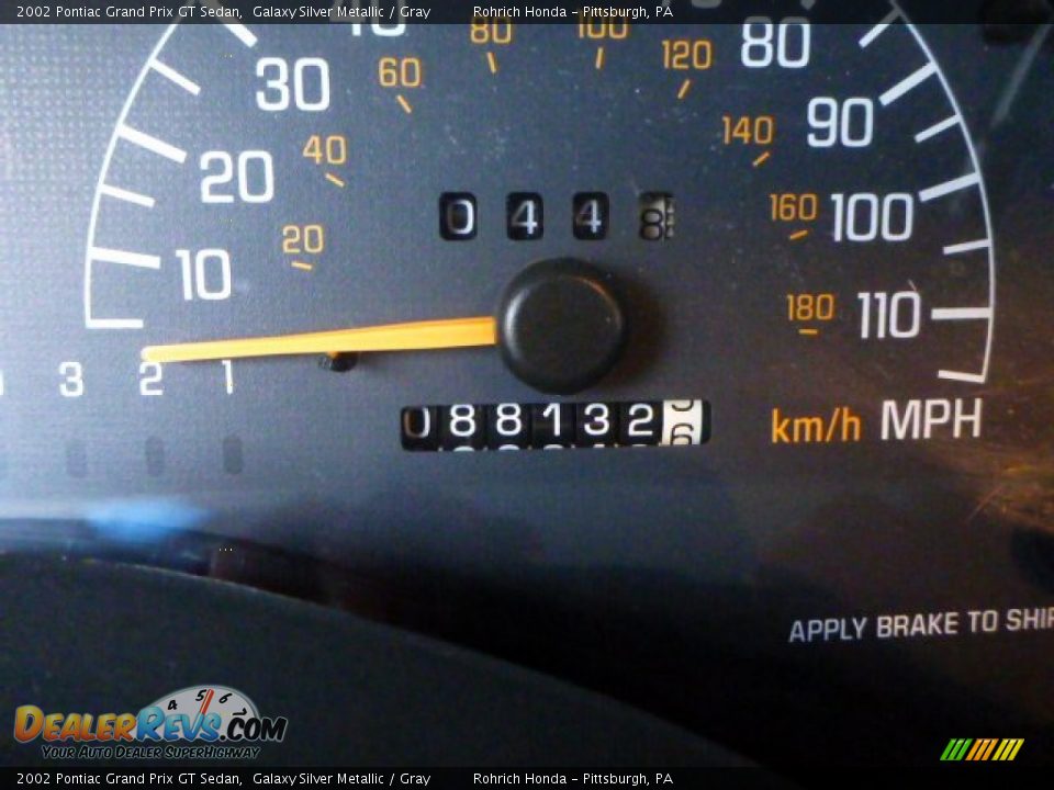 2002 Pontiac Grand Prix GT Sedan Galaxy Silver Metallic / Gray Photo #9