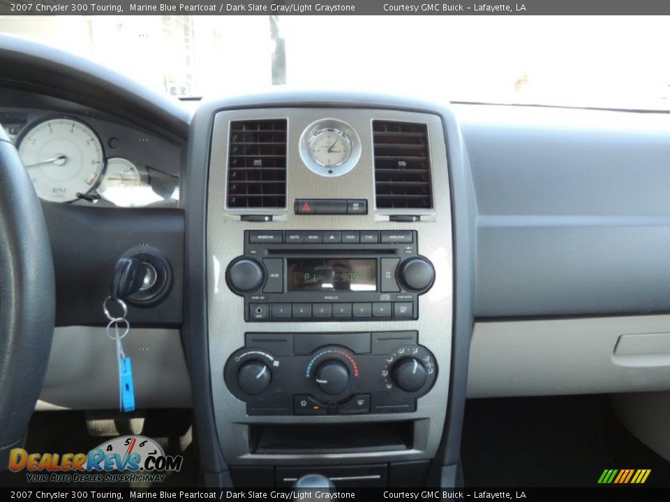 2007 Chrysler 300 Touring Marine Blue Pearlcoat / Dark Slate Gray/Light Graystone Photo #17