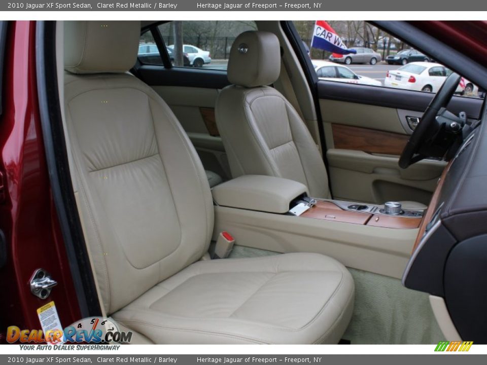 2010 Jaguar XF Sport Sedan Claret Red Metallic / Barley Photo #10