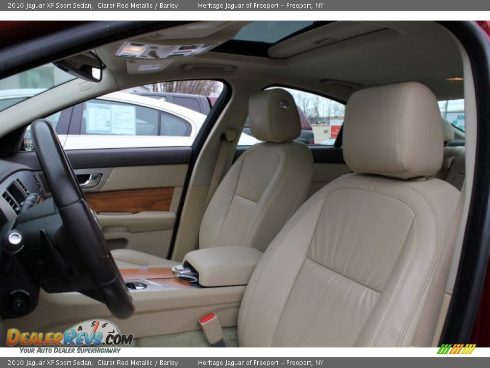 2010 Jaguar XF Sport Sedan Claret Red Metallic / Barley Photo #19