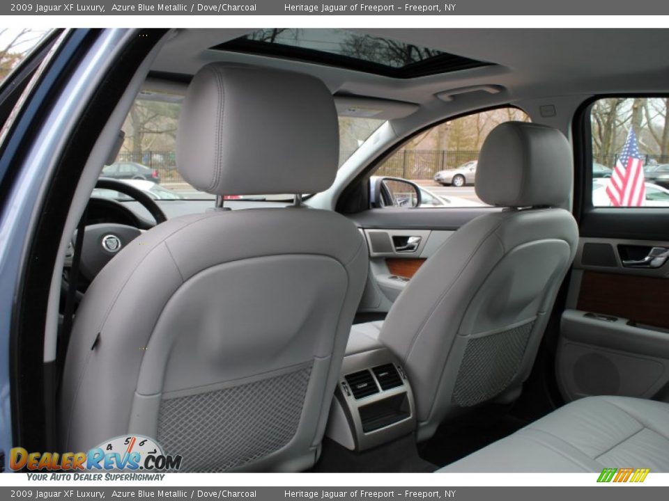 2009 Jaguar XF Luxury Azure Blue Metallic / Dove/Charcoal Photo #19
