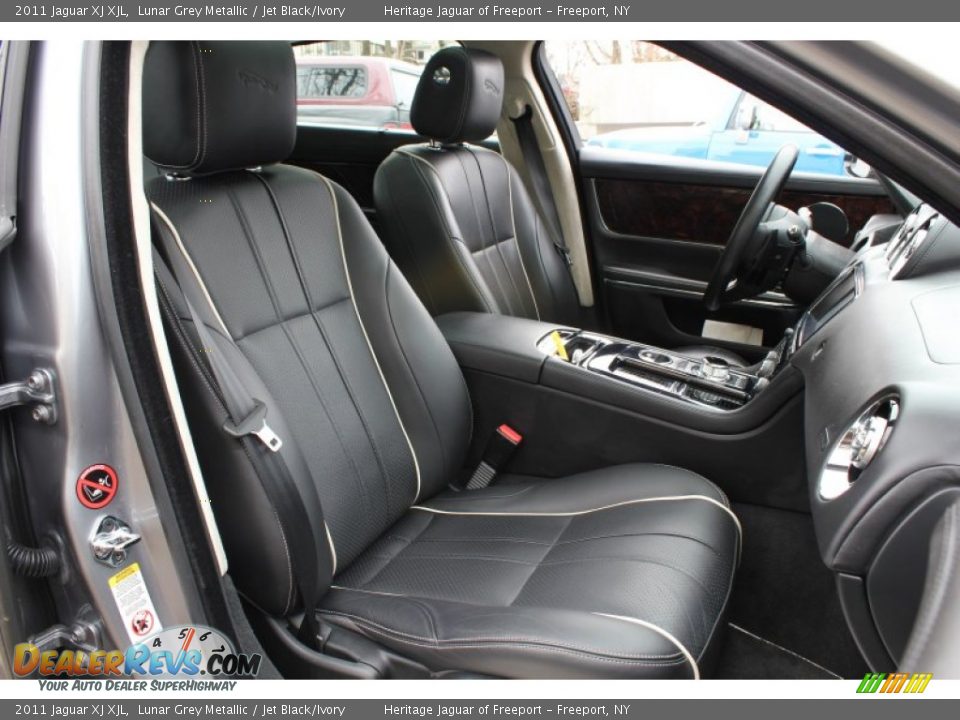 Front Seat of 2011 Jaguar XJ XJL Photo #10
