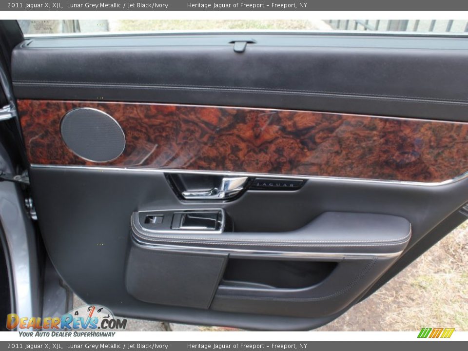 Door Panel of 2011 Jaguar XJ XJL Photo #12