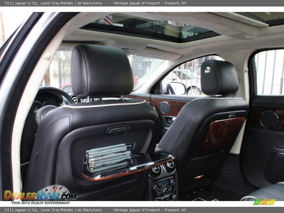 2011 Jaguar XJ XJL Lunar Grey Metallic / Jet Black/Ivory Photo #17