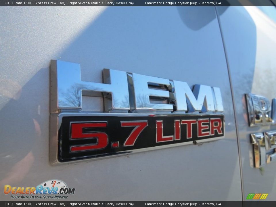 2013 Ram 1500 Express Crew Cab Bright Silver Metallic / Black/Diesel Gray Photo #6