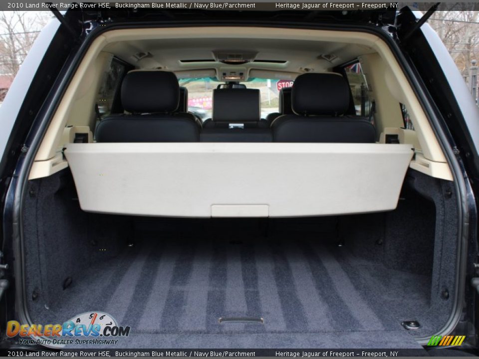 2010 Land Rover Range Rover HSE Trunk Photo #15