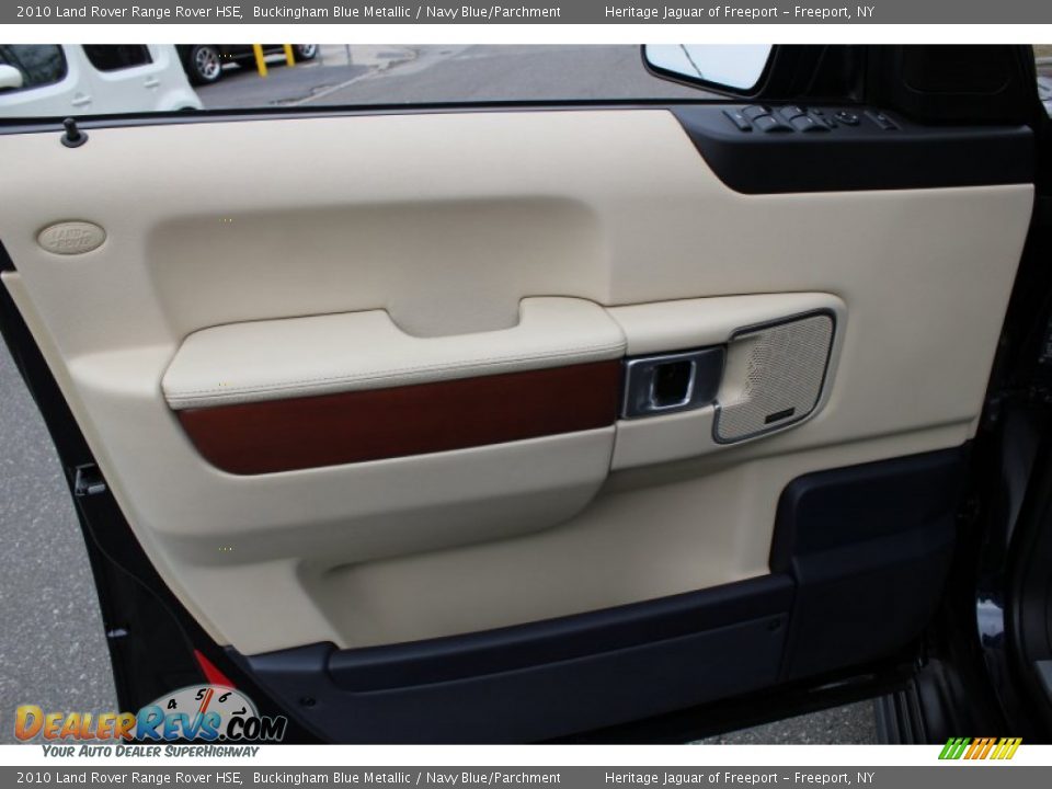 Door Panel of 2010 Land Rover Range Rover HSE Photo #20
