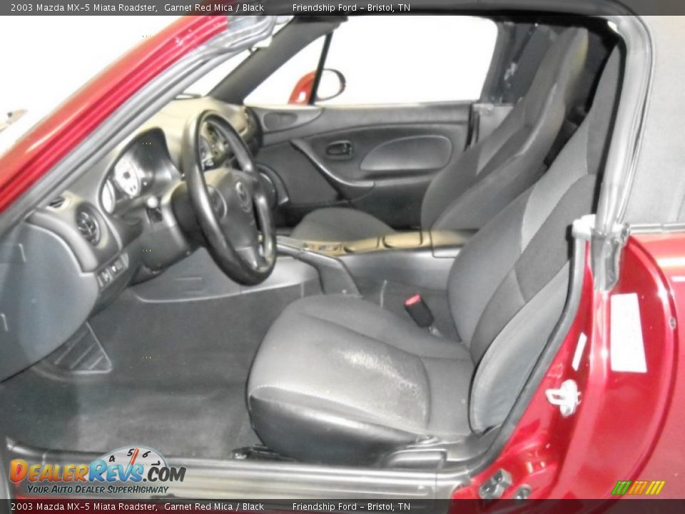 Black Interior - 2003 Mazda MX-5 Miata Roadster Photo #11