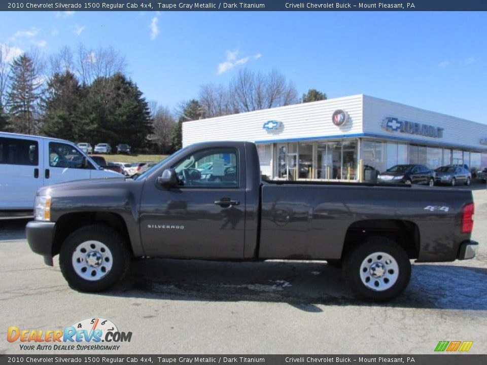 2010 Chevrolet Silverado 1500 Regular Cab 4x4 Taupe Gray Metallic / Dark Titanium Photo #2