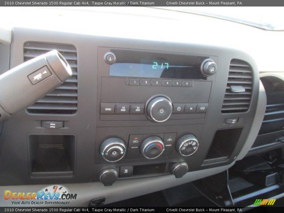 2010 Chevrolet Silverado 1500 Regular Cab 4x4 Taupe Gray Metallic / Dark Titanium Photo #22