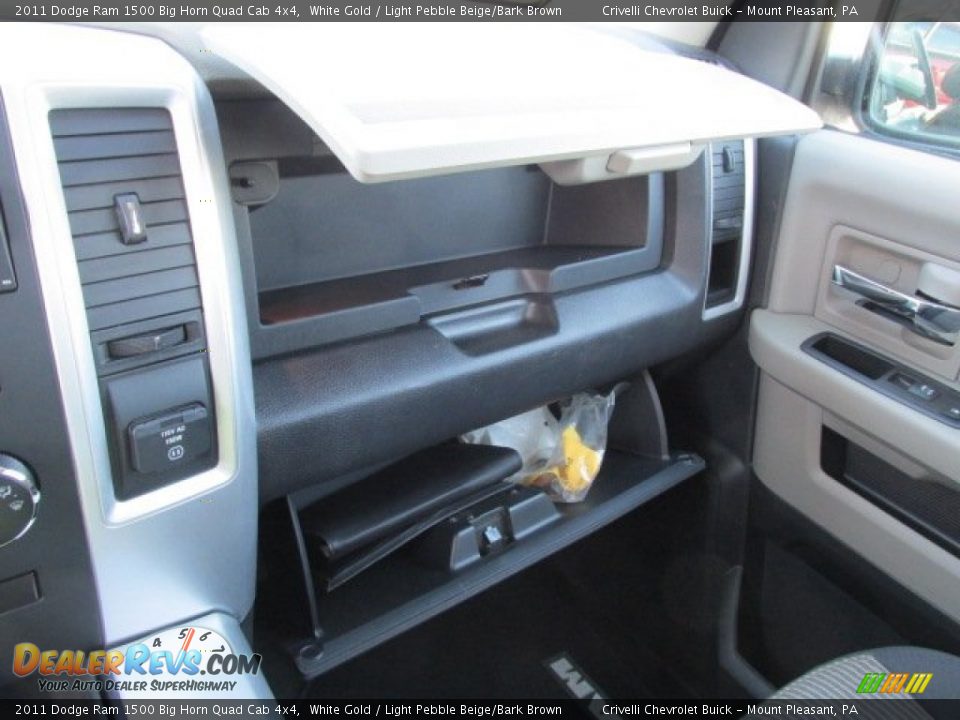 2011 Dodge Ram 1500 Big Horn Quad Cab 4x4 White Gold / Light Pebble Beige/Bark Brown Photo #30