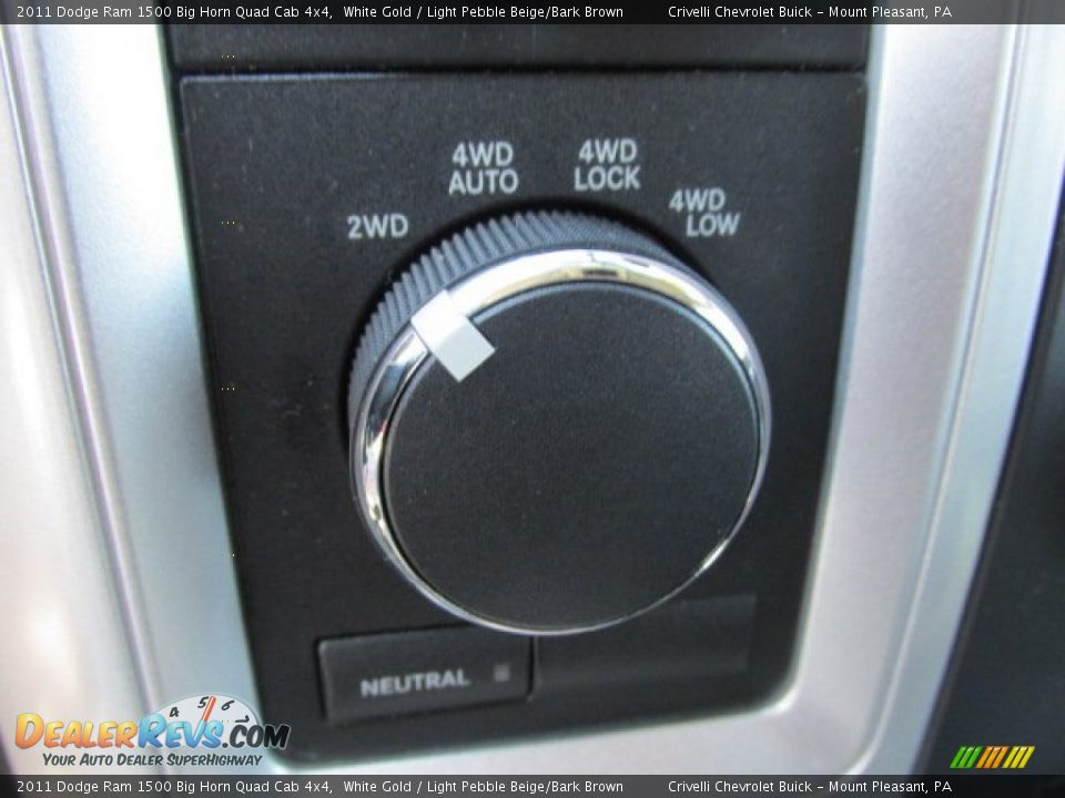 2011 Dodge Ram 1500 Big Horn Quad Cab 4x4 White Gold / Light Pebble Beige/Bark Brown Photo #33