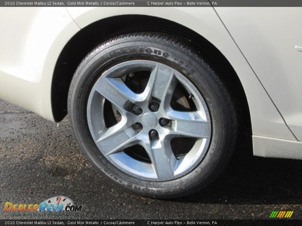 2010 Chevrolet Malibu LS Sedan Gold Mist Metallic / Cocoa/Cashmere Photo #3