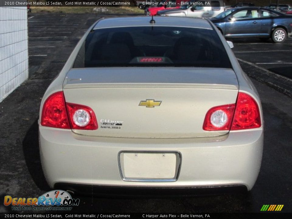 2010 Chevrolet Malibu LS Sedan Gold Mist Metallic / Cocoa/Cashmere Photo #7