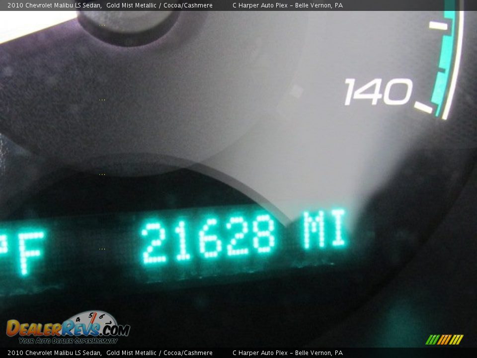 2010 Chevrolet Malibu LS Sedan Gold Mist Metallic / Cocoa/Cashmere Photo #25