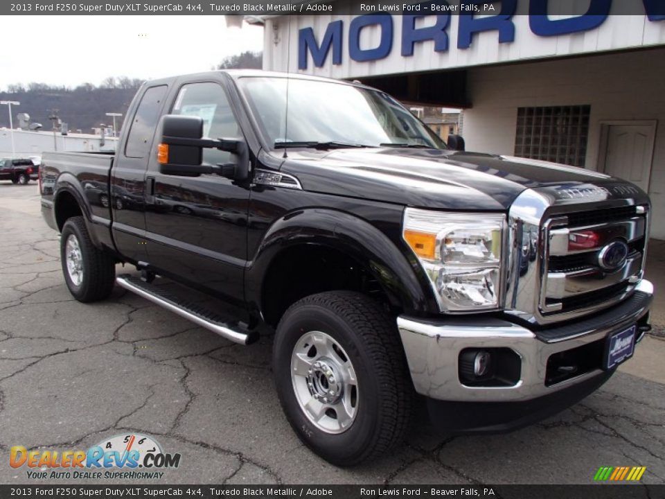 2013 Ford F250 Super Duty XLT SuperCab 4x4 Tuxedo Black Metallic / Adobe Photo #2