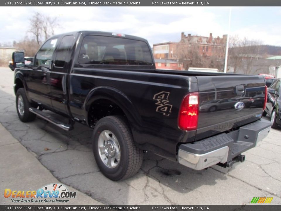 2013 Ford F250 Super Duty XLT SuperCab 4x4 Tuxedo Black Metallic / Adobe Photo #6