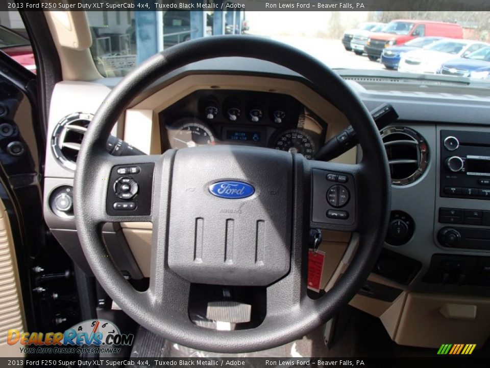 2013 Ford F250 Super Duty XLT SuperCab 4x4 Tuxedo Black Metallic / Adobe Photo #19
