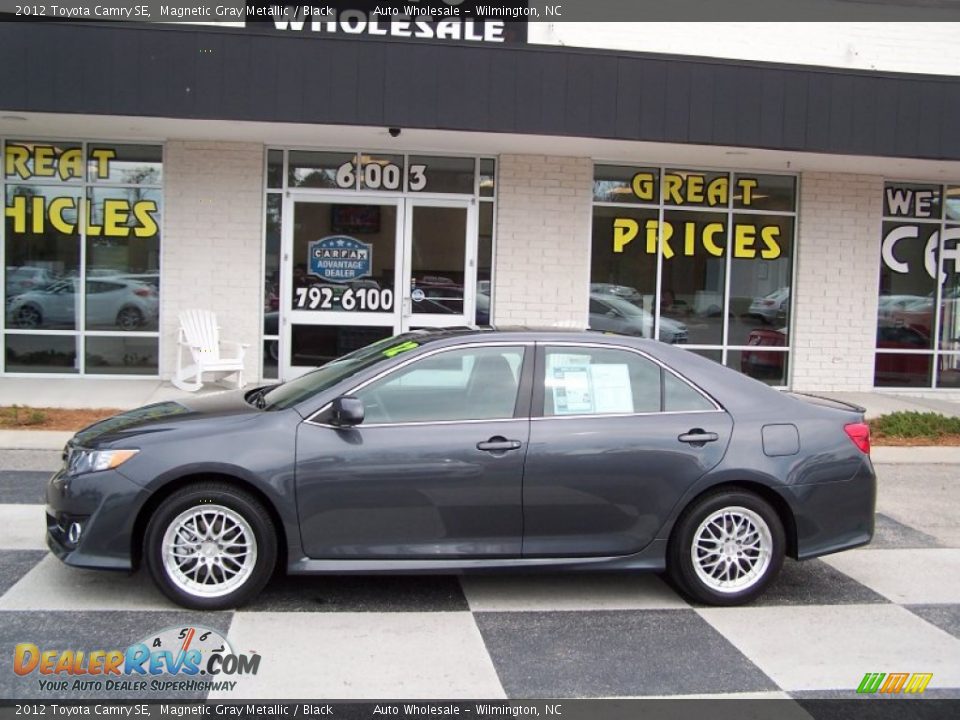 2012 Toyota Camry SE Magnetic Gray Metallic / Black Photo #1