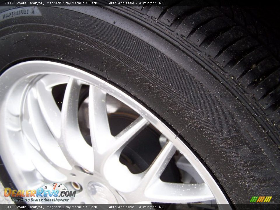 2012 Toyota Camry SE Magnetic Gray Metallic / Black Photo #8