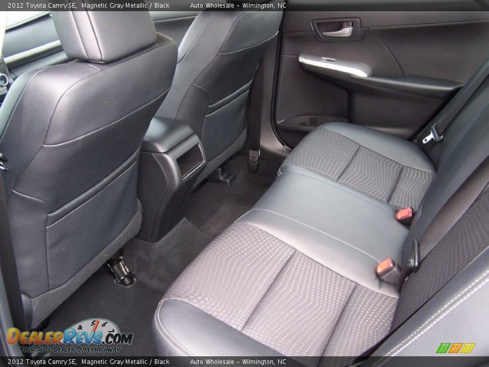 2012 Toyota Camry SE Magnetic Gray Metallic / Black Photo #13