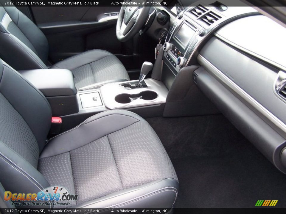 2012 Toyota Camry SE Magnetic Gray Metallic / Black Photo #14