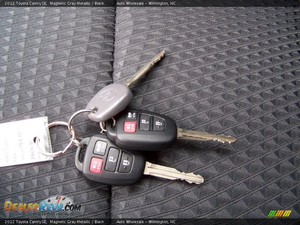 2012 Toyota Camry SE Magnetic Gray Metallic / Black Photo #20
