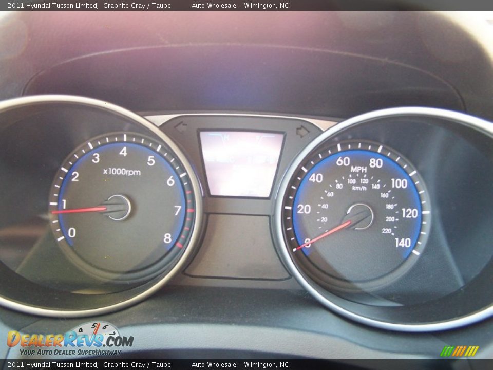 2011 Hyundai Tucson Limited Graphite Gray / Taupe Photo #17