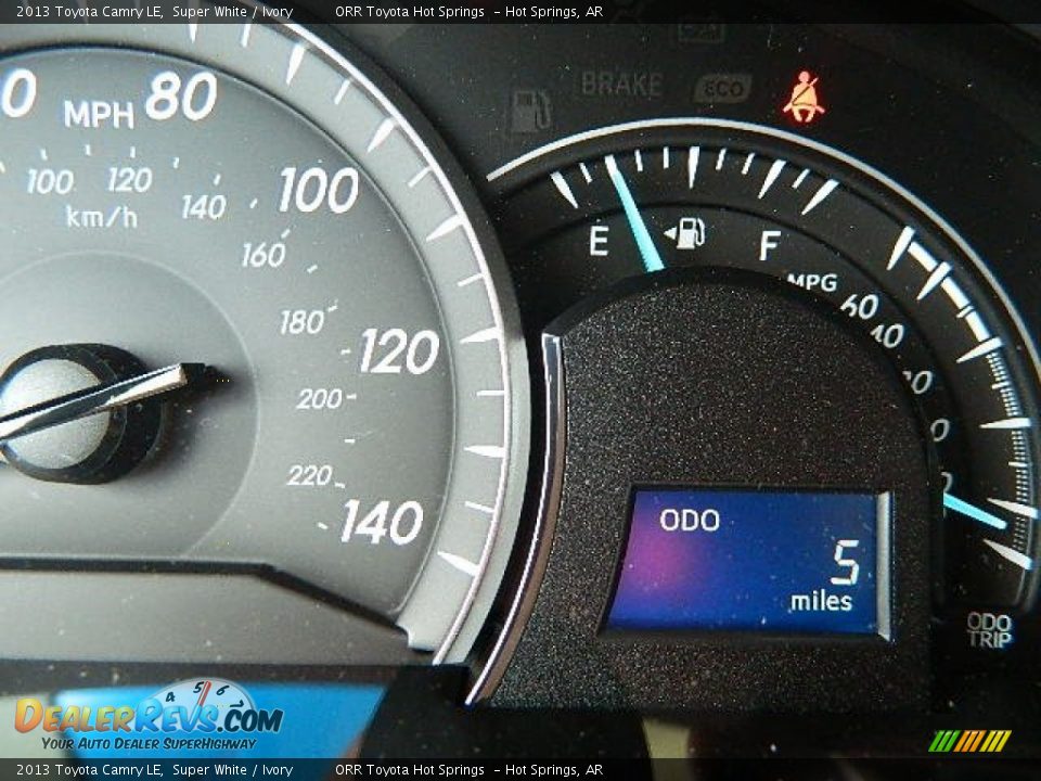 2013 Toyota Camry LE Super White / Ivory Photo #10