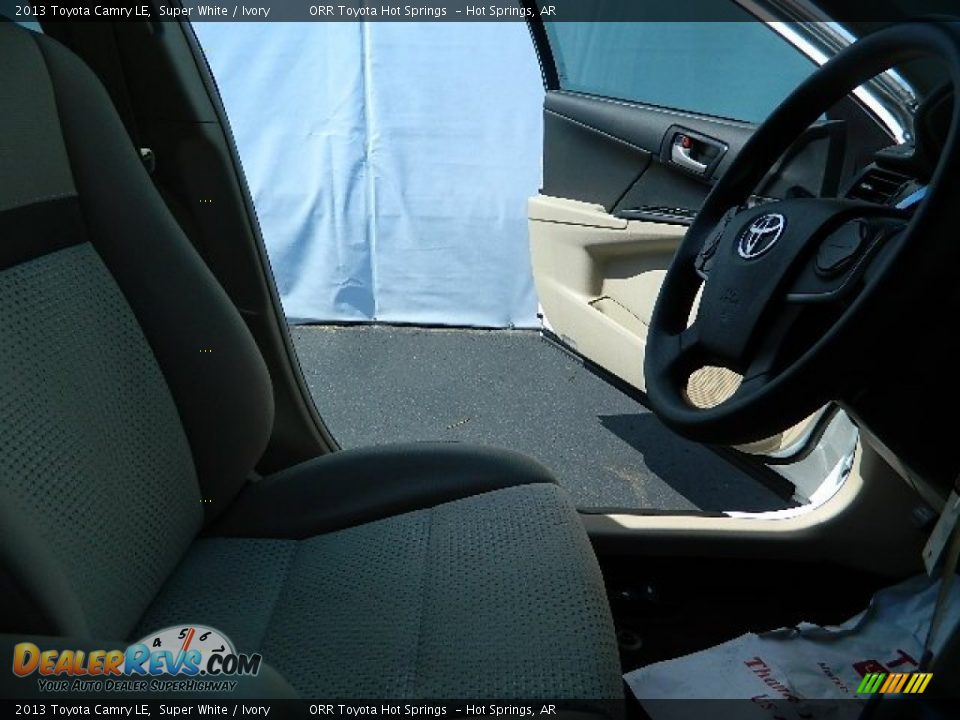 2013 Toyota Camry LE Super White / Ivory Photo #14