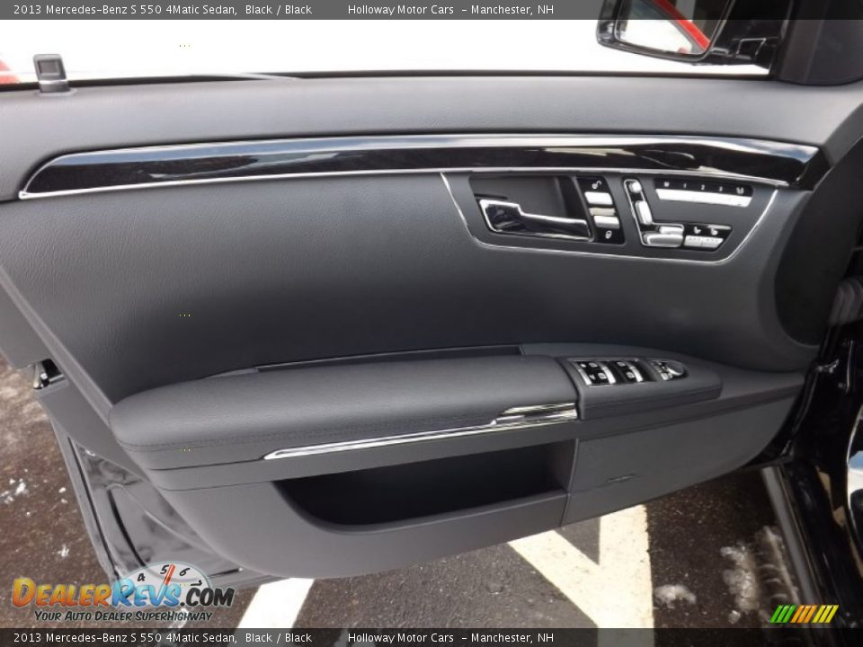 2013 Mercedes-Benz S 550 4Matic Sedan Black / Black Photo #11