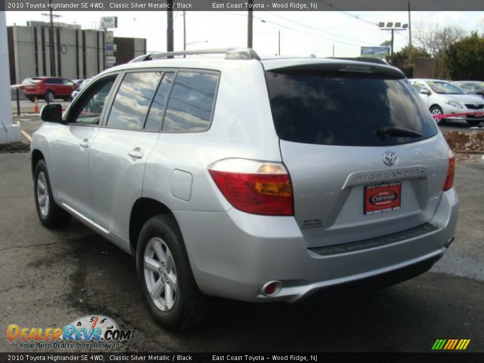2010 Toyota Highlander SE 4WD Classic Silver Metallic / Black Photo #4