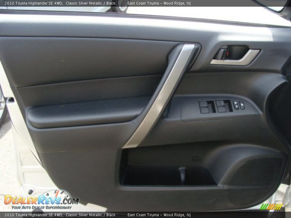 2010 Toyota Highlander SE 4WD Classic Silver Metallic / Black Photo #6