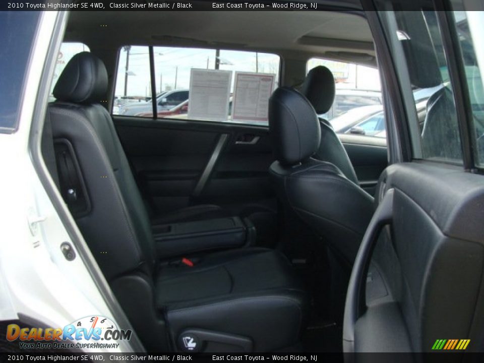 2010 Toyota Highlander SE 4WD Classic Silver Metallic / Black Photo #12