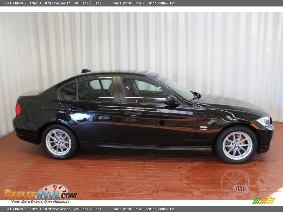 2010 BMW 3 Series 328i xDrive Sedan Jet Black / Black Photo #3