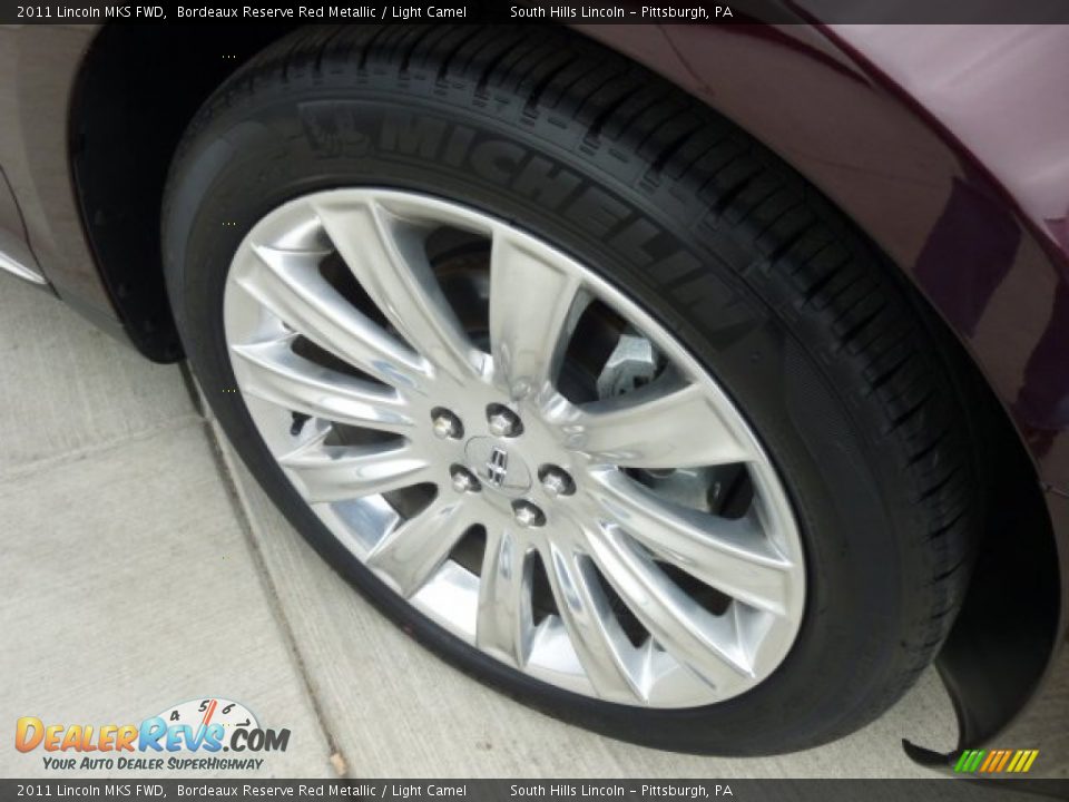 2011 Lincoln MKS FWD Bordeaux Reserve Red Metallic / Light Camel Photo #9