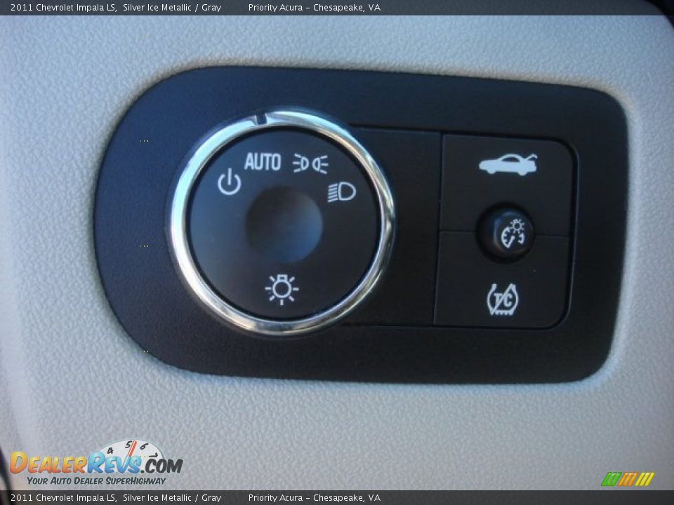 2011 Chevrolet Impala LS Silver Ice Metallic / Gray Photo #17