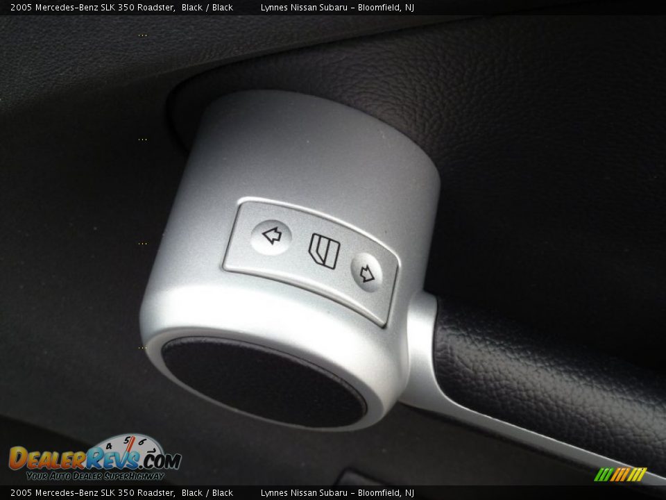 Controls of 2005 Mercedes-Benz SLK 350 Roadster Photo #11