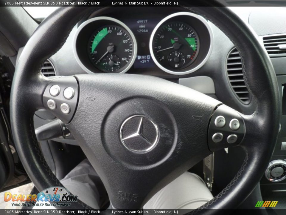 2005 Mercedes-Benz SLK 350 Roadster Steering Wheel Photo #22