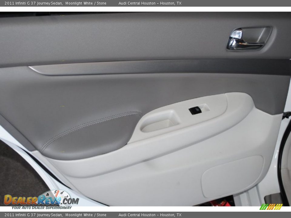 2011 Infiniti G 37 Journey Sedan Moonlight White / Stone Photo #16