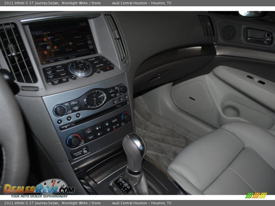 2011 Infiniti G 37 Journey Sedan Moonlight White / Stone Photo #22